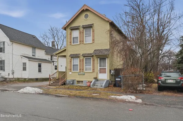 $199,900 | 153 Dewey Avenue, Pittsfield, MA 01201