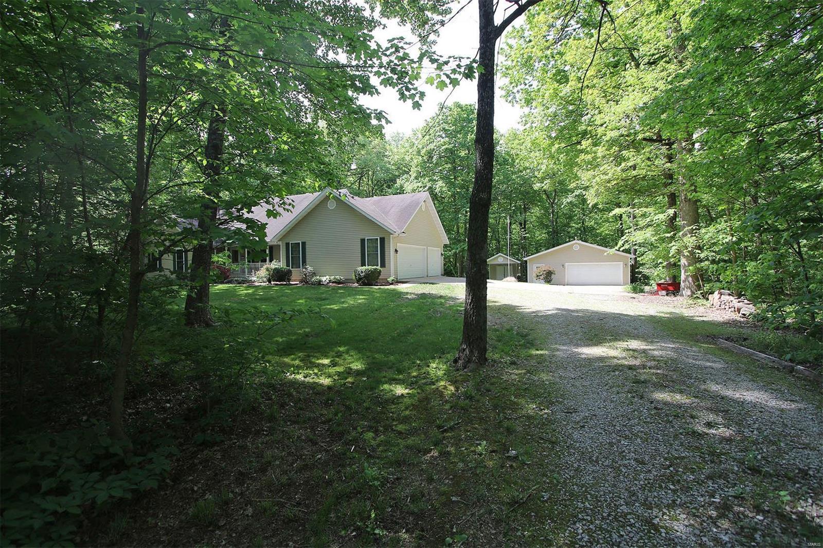 13340 Iberg Road Highland, IL 62249 - Photo 2 of 74