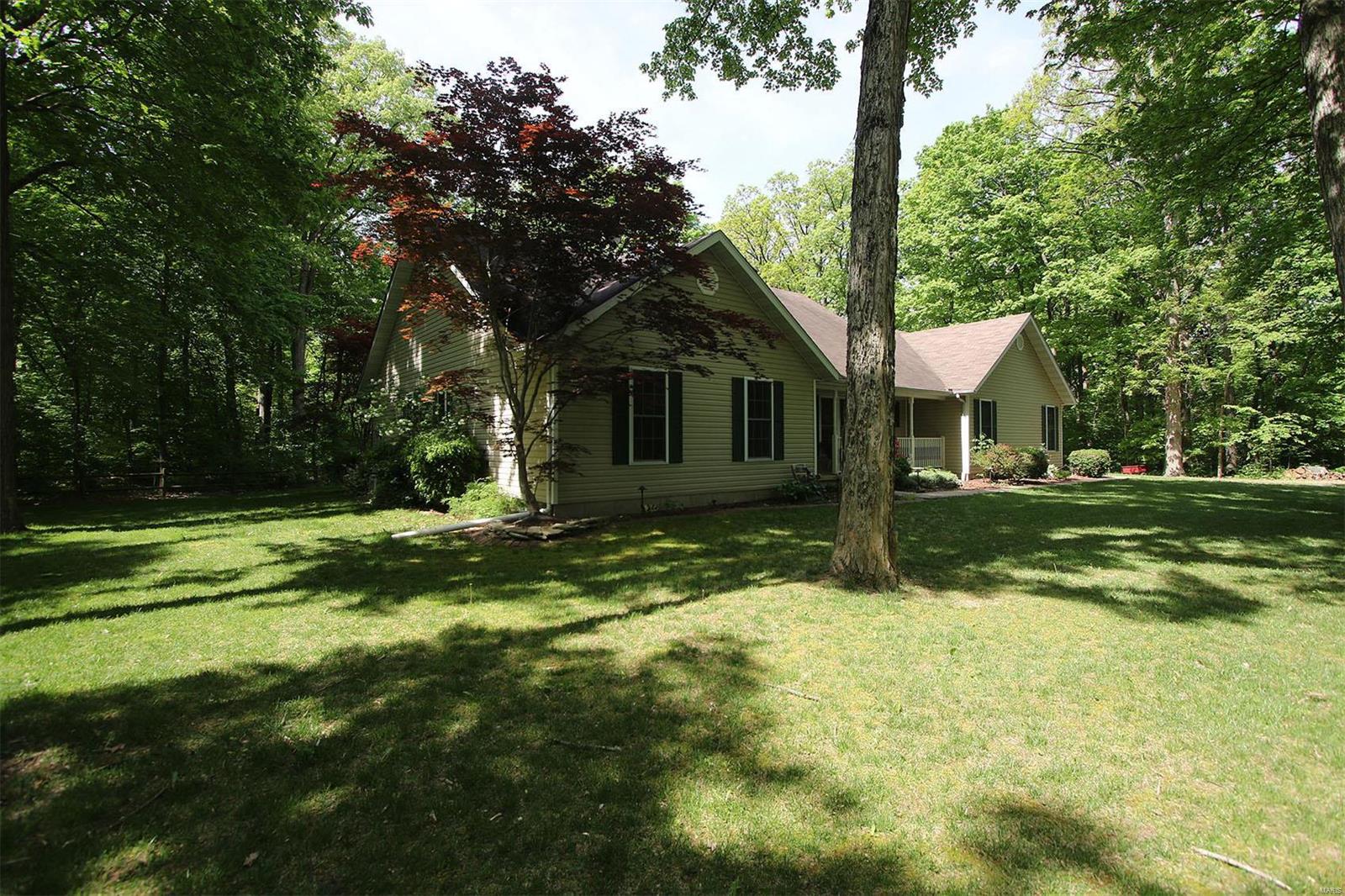 13340 Iberg Road Highland, IL 62249 - Photo 22 of 74