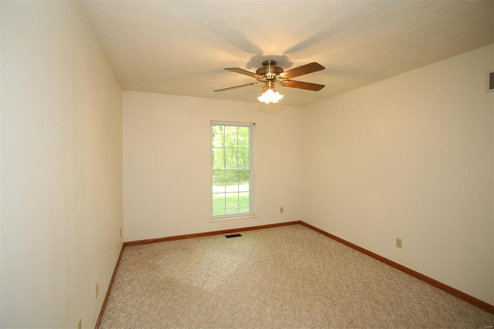13340 Iberg Road Highland, IL 62249 - Photo 52 of 74