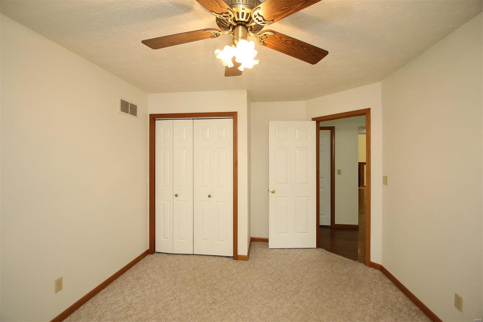 13340 Iberg Road Highland, IL 62249 - Photo 53 of 74