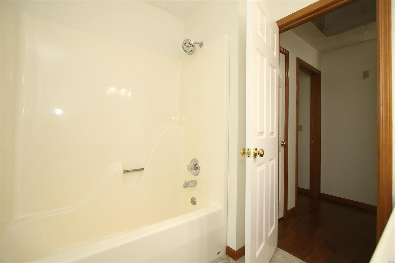 13340 Iberg Road Highland, IL 62249 - Photo 57 of 74
