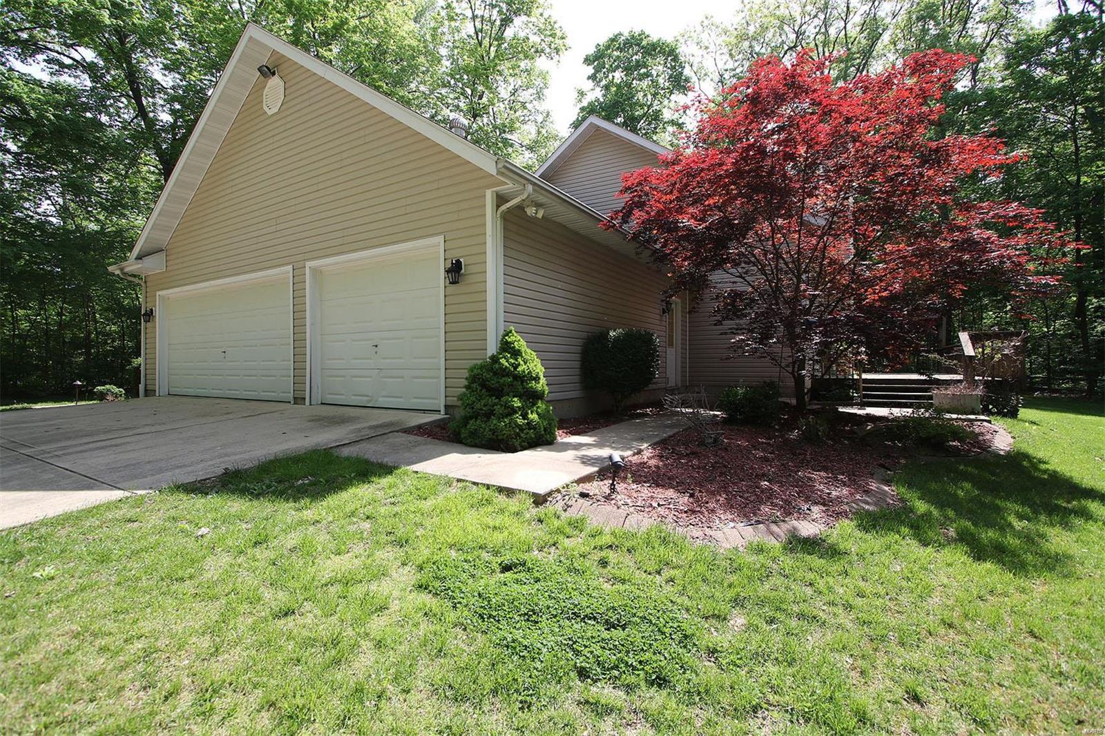 13340 Iberg Road Highland, IL 62249 - Photo 7 of 74