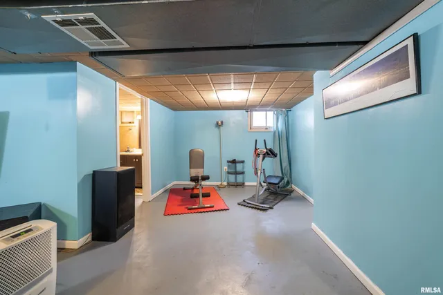 $124,600 | 1421 North 7th Street, Quincy, IL 62301