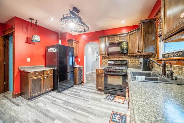 $124,600 | 1421 North 7th Street, Quincy, IL 62301