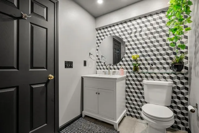 $2,149,000 | 24 Old Connecticut Path, Ashland, MA 01721