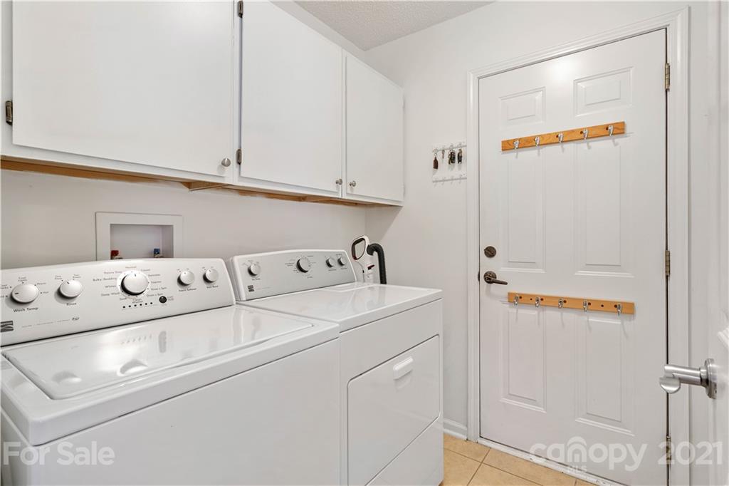 12608 Cardinal Point Road Charlotte, NC 28269 - Photo 14 of 28 Gallery Image 14