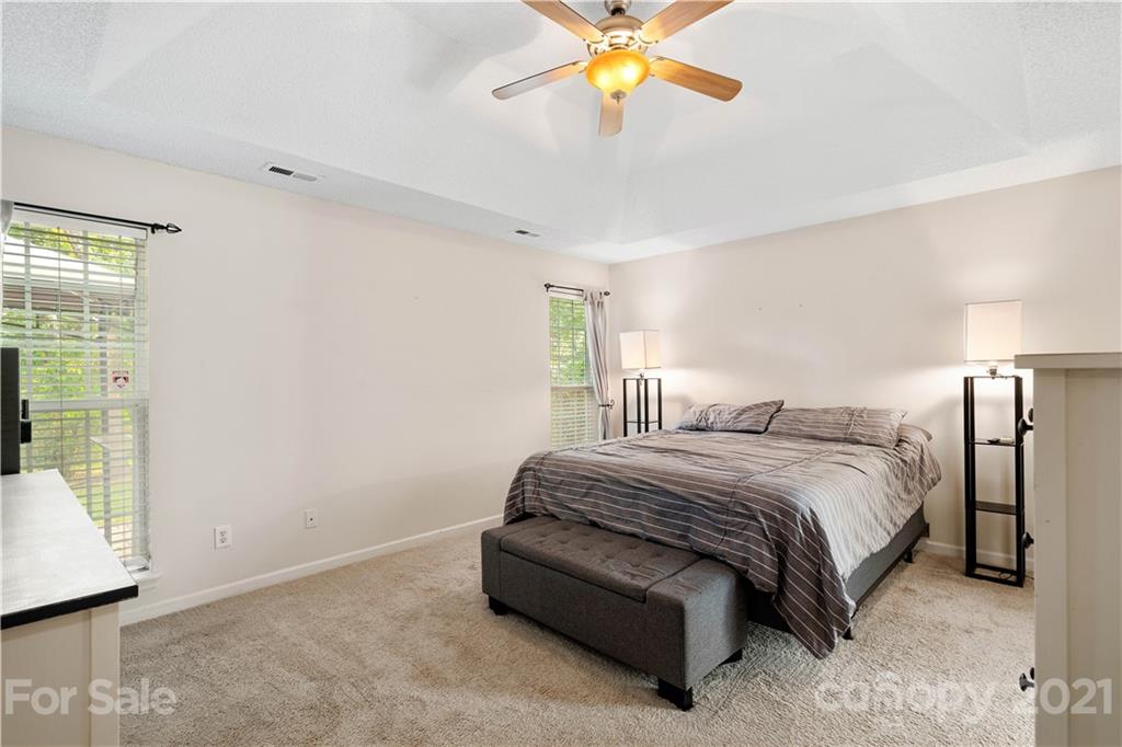 12608 Cardinal Point Road Charlotte, NC 28269 - Photo 15 of 28 Gallery Image 15
