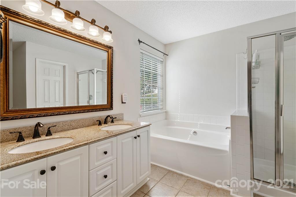 12608 Cardinal Point Road Charlotte, NC 28269 - Photo 17 of 28 Gallery Image 17