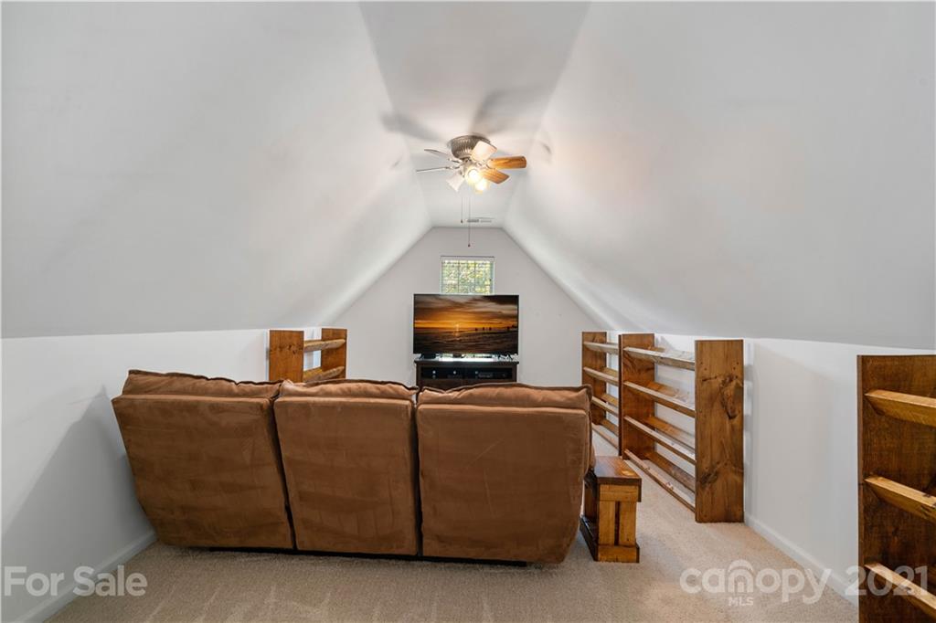 12608 Cardinal Point Road Charlotte, NC 28269 - Photo 25 of 28 Gallery Image 25
