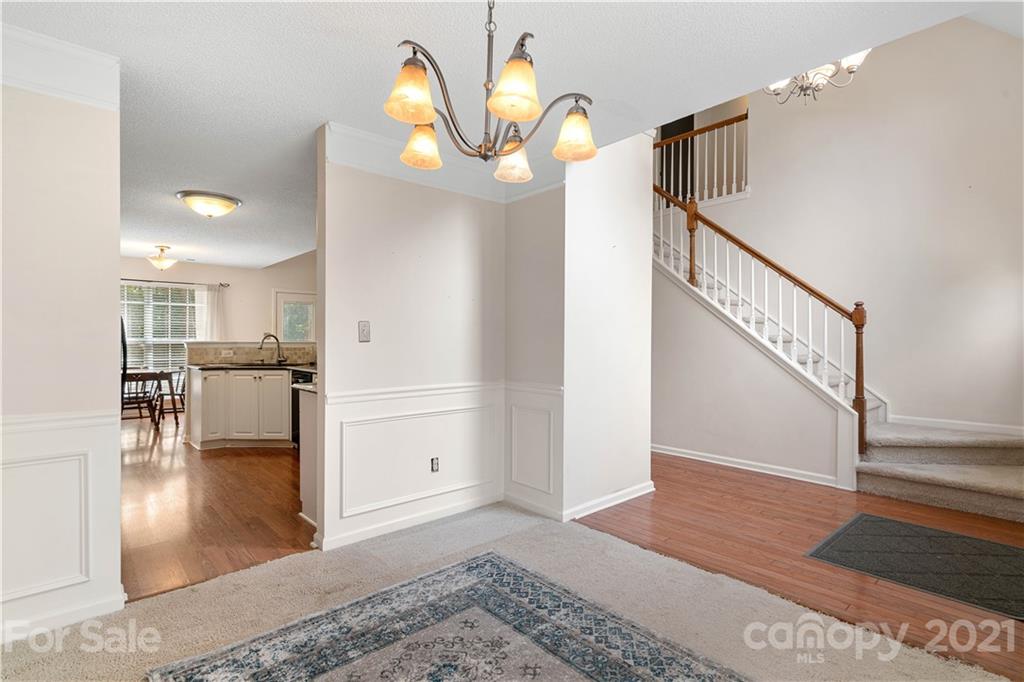 12608 Cardinal Point Road Charlotte, NC 28269 - Photo 6 of 28 Gallery Image 6