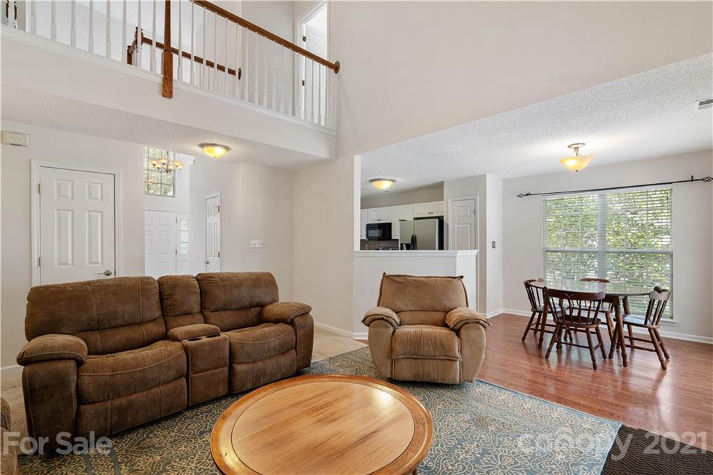 12608 Cardinal Point Road Charlotte, NC 28269 - Photo 8 of 28 Gallery Image 8