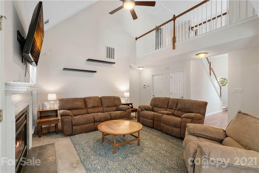 12608 Cardinal Point Road Charlotte, NC 28269 - Photo 9 of 28 Gallery Image 9
