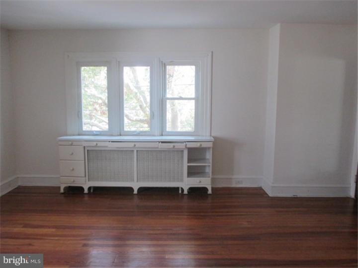 134 Copley Road Upper Darby, PA 19082 - Photo 11 of 16