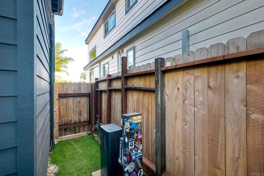 123 Jasper Street, Unit 35 Encinitas, CA 92024 - Photo 24 of 28 a view of a back yard of the house