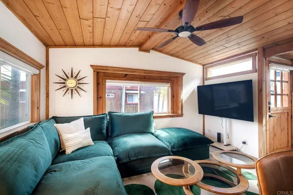 $649,000 | 123 Jasper Street, Unit 35, Encinitas, CA 92024