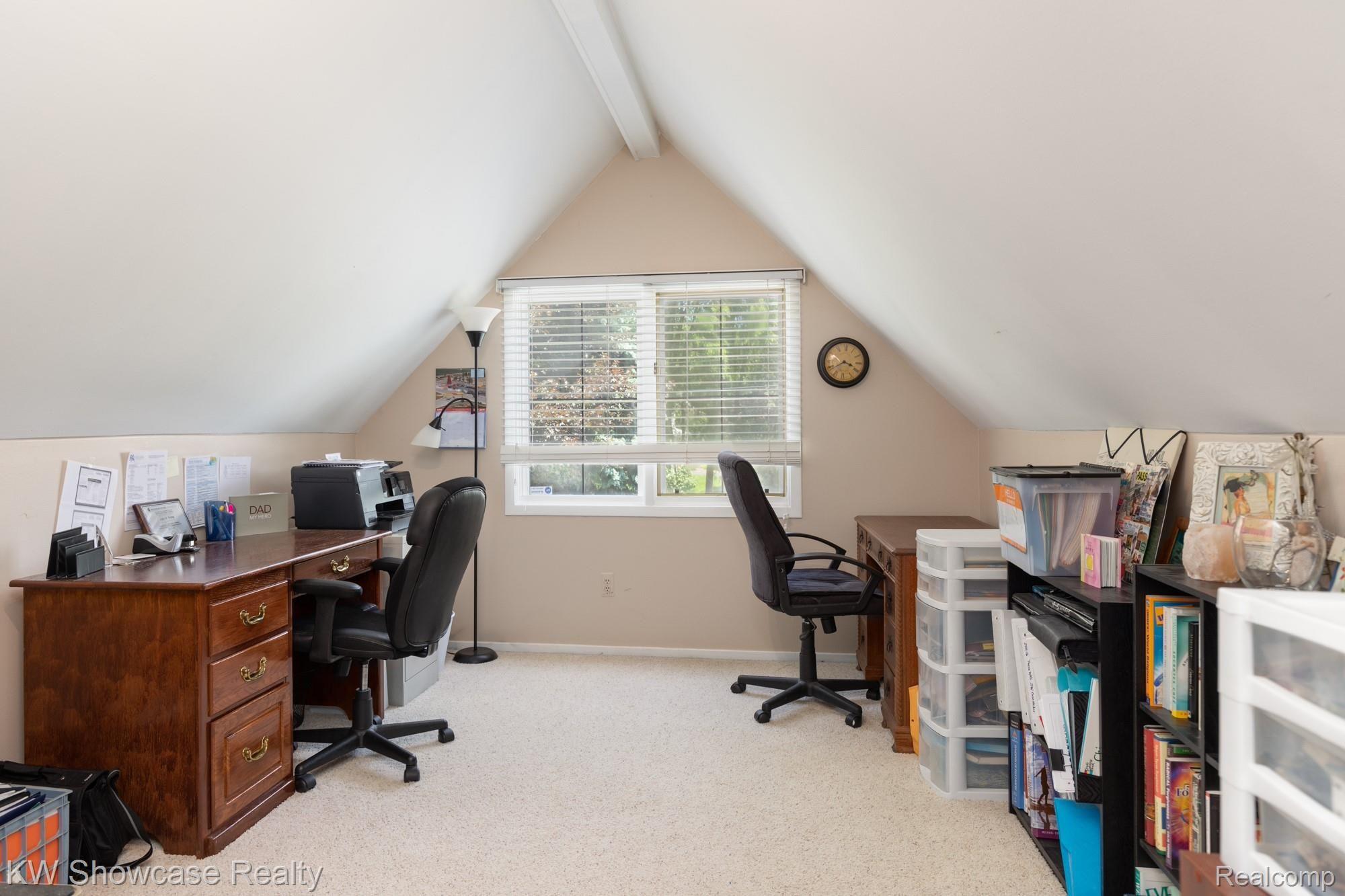 2332 Hiller Road West Bloomfield, MI 48324 - Photo 26 of 43 2332 Hiller Rd-27.jpg