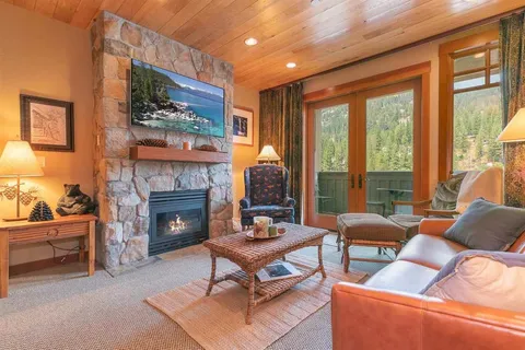$1,195,000 | 1985 Olympic Vly Road, Unit 216 (2216), Olympic Valley, CA 96146