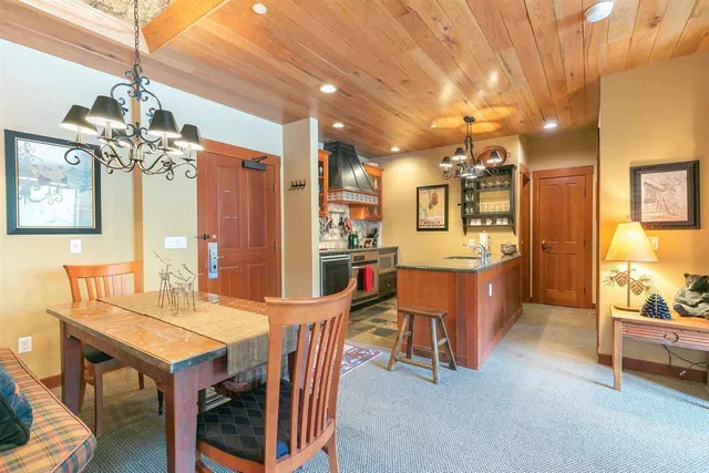 $1,195,000 | 1985 Olympic Vly Road, Unit 216 (2216), Olympic Valley, CA 96146