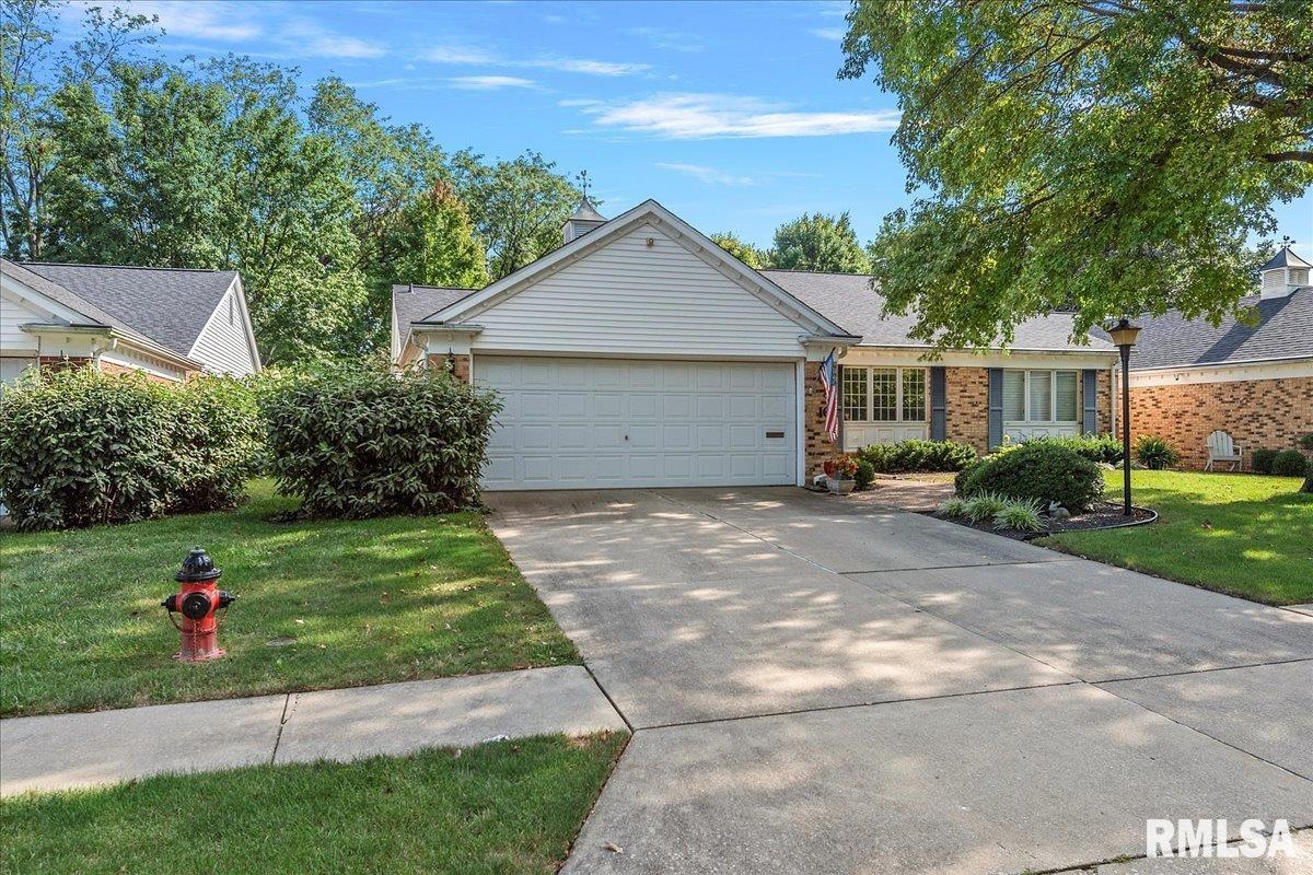 16 Turnberry Place Springfield, IL 62704 - Photo 1 of 36