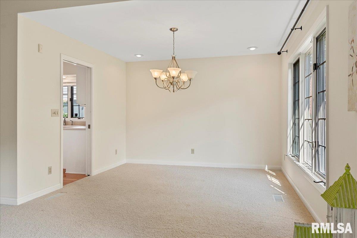 16 Turnberry Place Springfield, IL 62704 - Photo 13 of 36