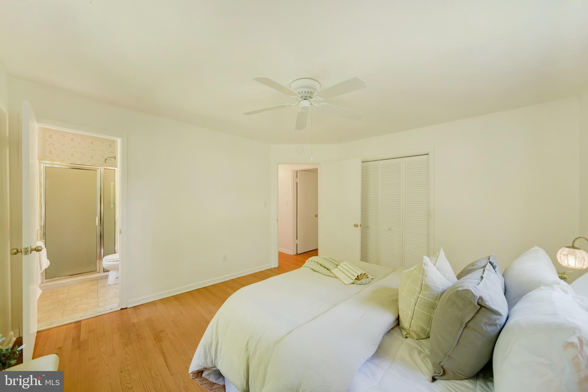 403 Old Orchard Road Baltimore, MD 21229 - Photo 13 of 37 Primate Bedroom Suite