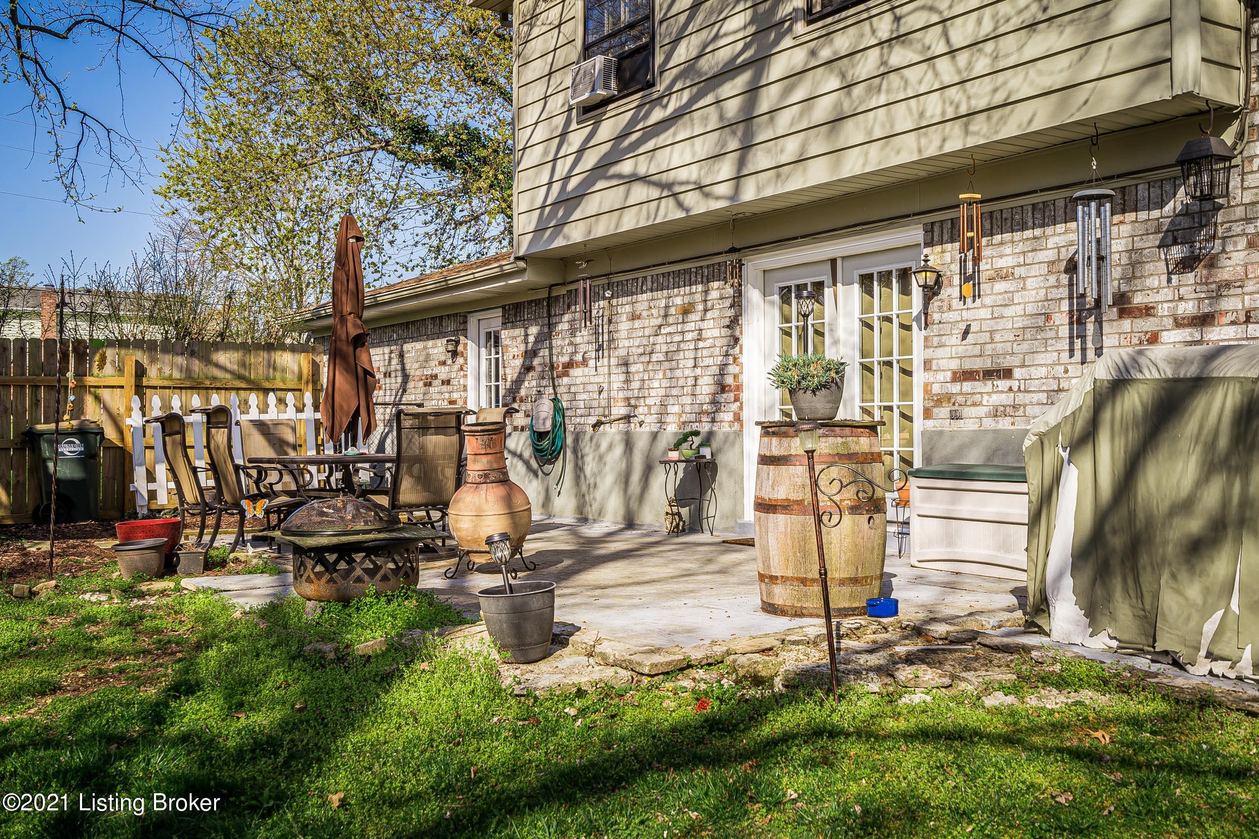 10600 St Rene Road Louisville, KY 40299 - Photo 49 of 53 10600 Saint Rene Rd-09