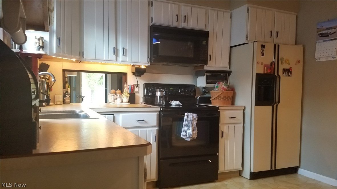 2228 Rockefeller Road Wickliffe, OH 44092 - Photo 2 of 15 Gallery Image 2