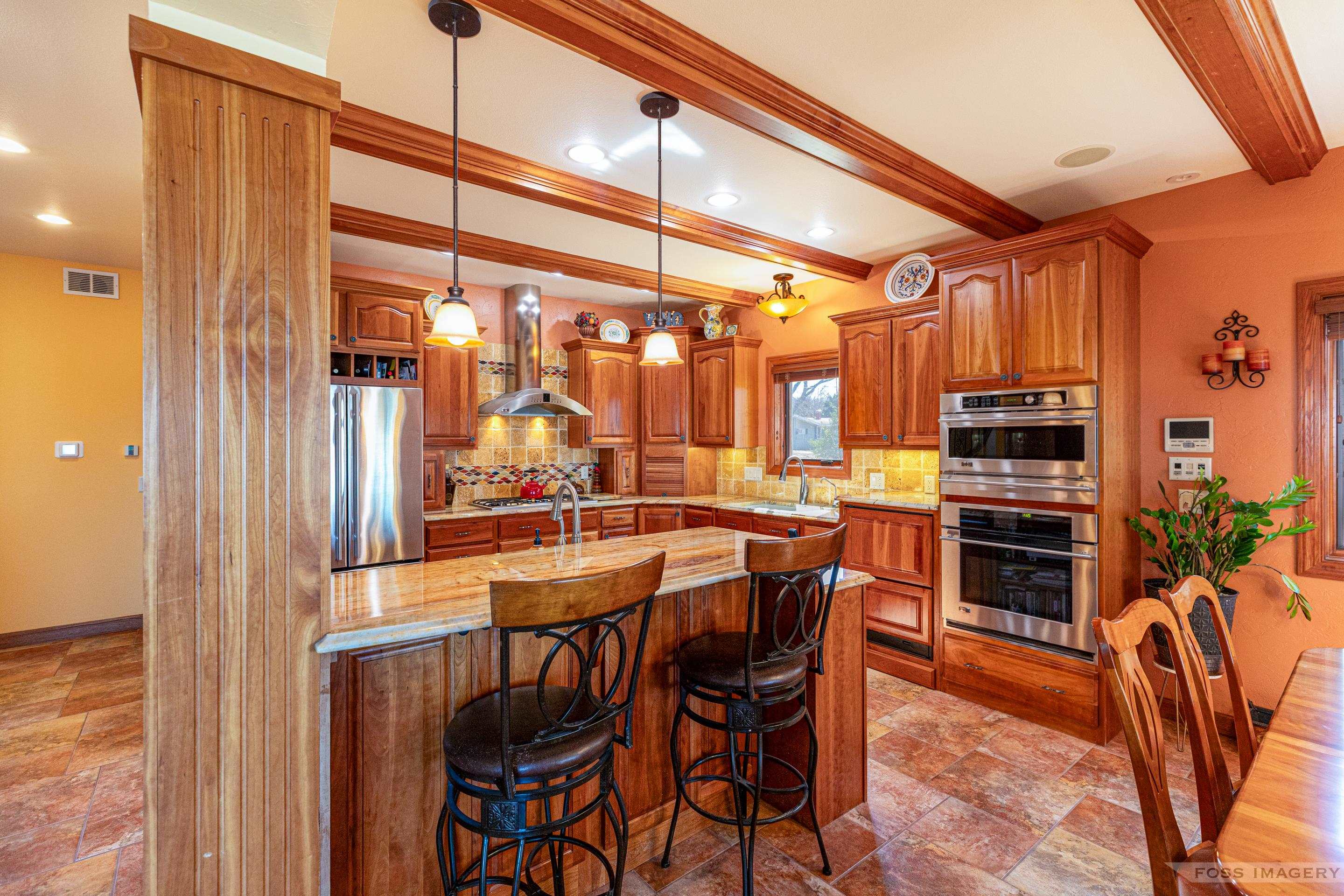 5728 Lake Edge Road McFarland, WI 53558 - Photo 7 of 40