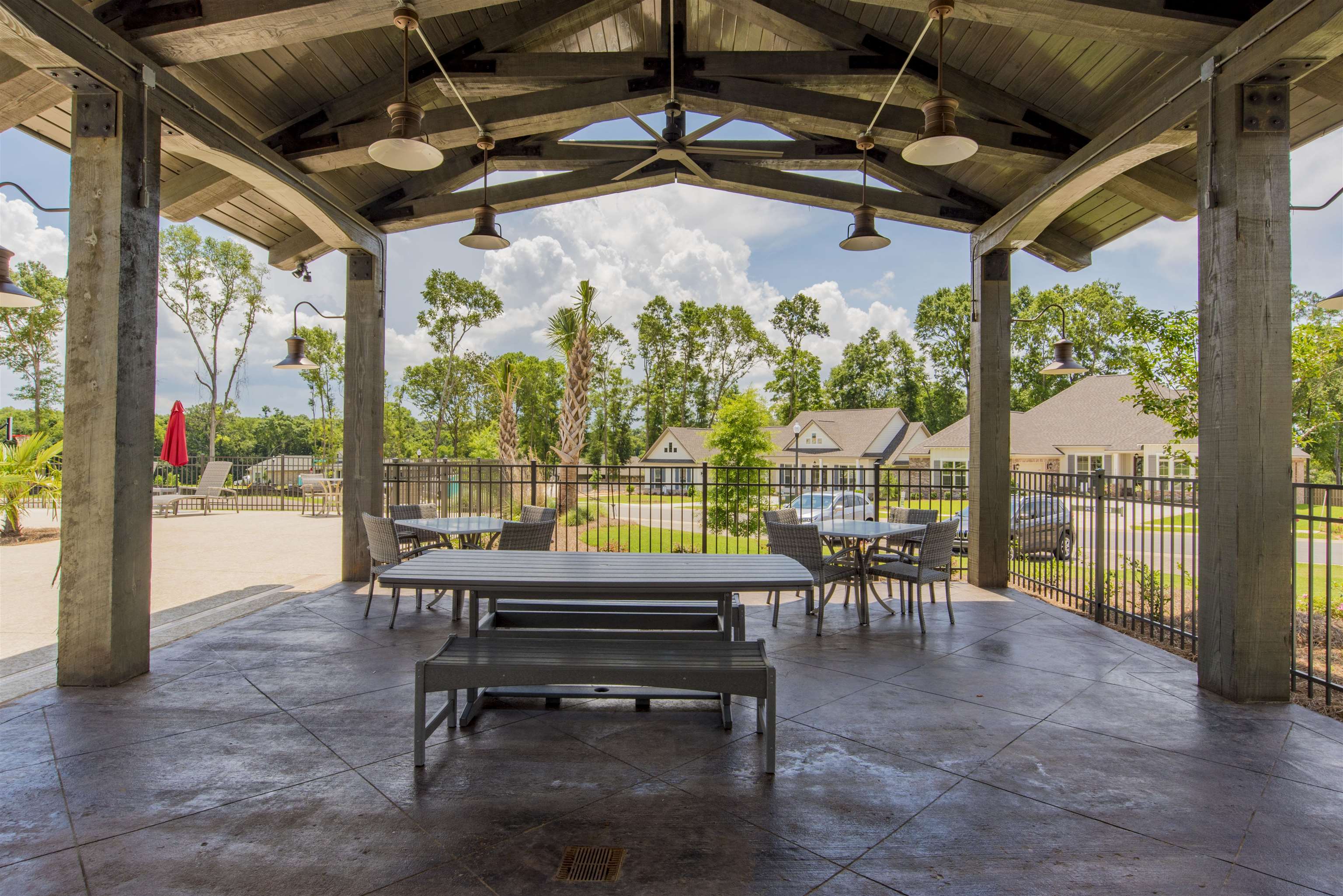 643 Mcarthur Lane Fairhope, AL 36532 - Photo 2 of 4