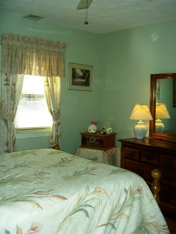 175 Marmon Street Springfield, MA 01129 - Photo 19 of 29 Gallery Image 19