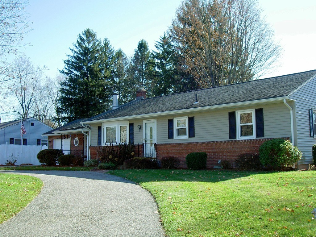 175 Marmon Street Springfield, MA 01129 - Photo 2 of 29 Gallery Image 2