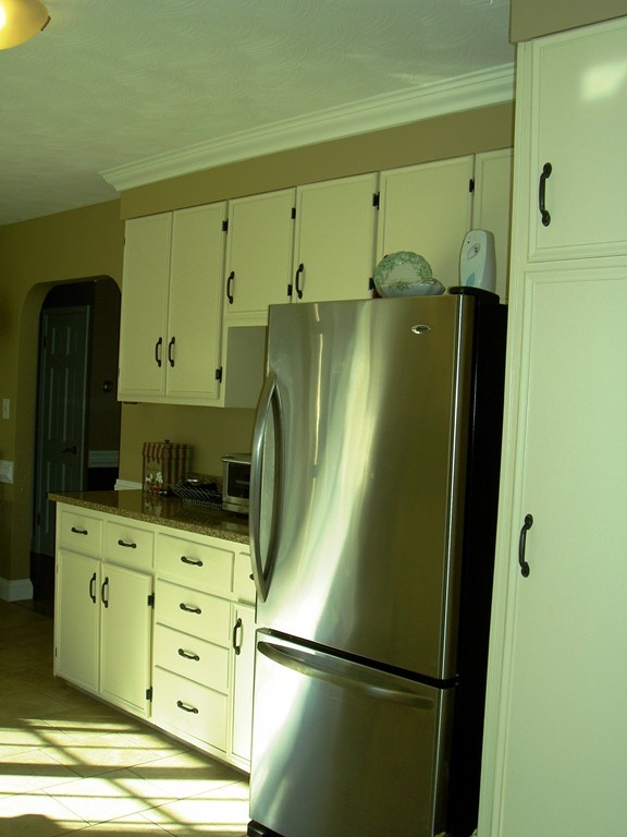 175 Marmon Street Springfield, MA 01129 - Photo 8 of 29 Gallery Image 8