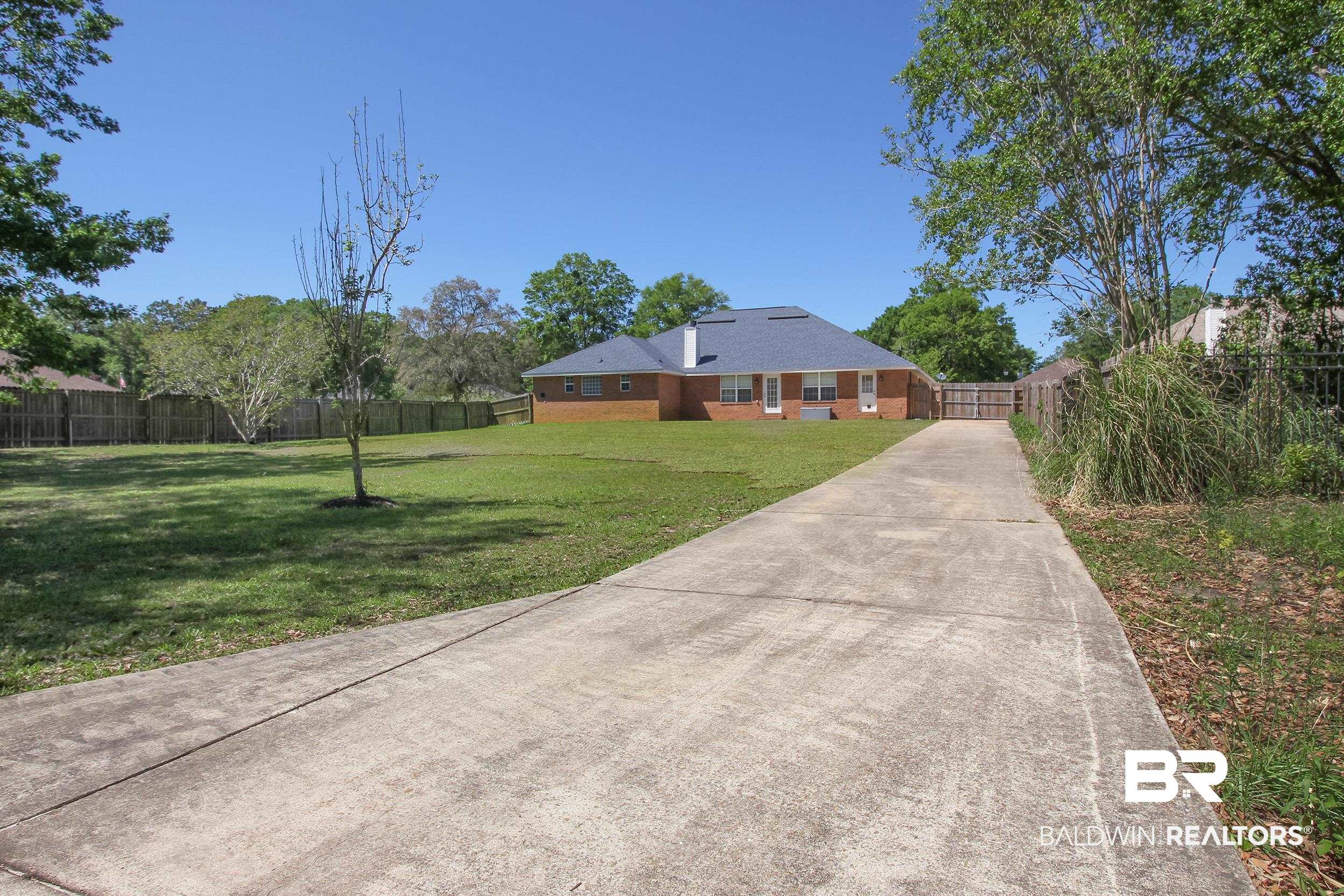 12121 Venice Boulevard Foley, AL 36535 - Photo 27 of 30 Gallery Image 27