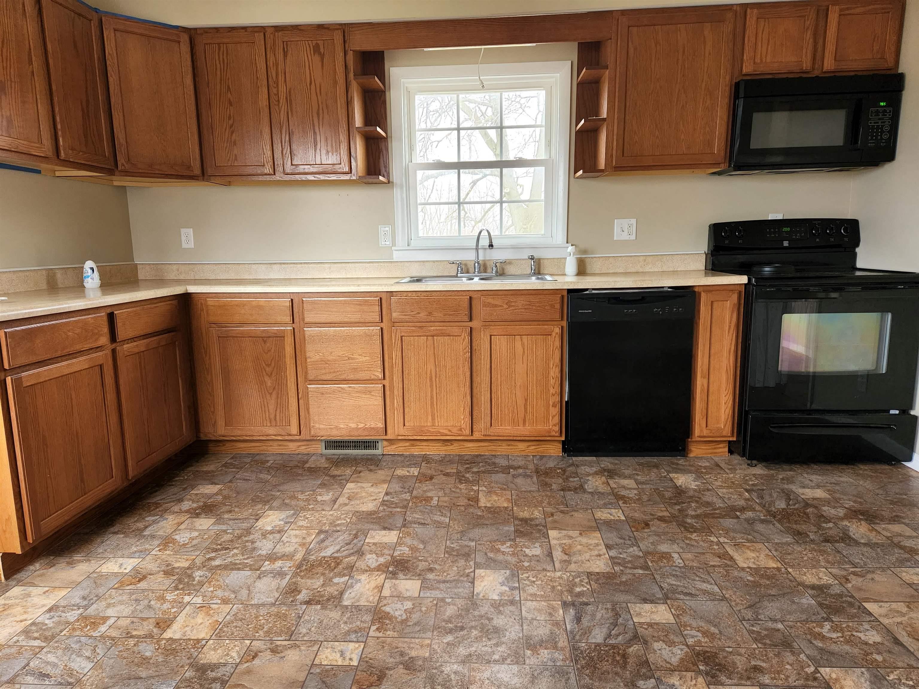7875 State Rte 19 Denver, IN 46926 - Photo 3 of 15 Gallery Image 3