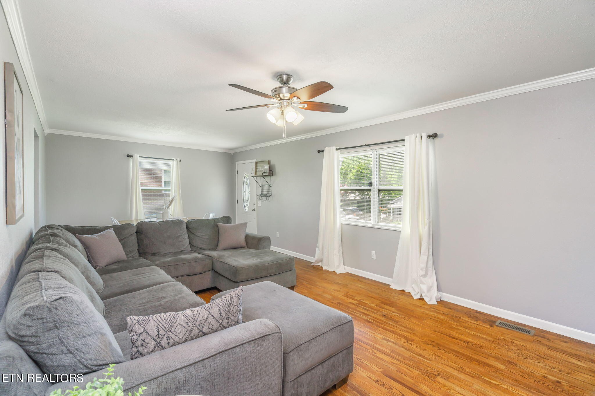 706 Ferry Street Loudon, TN 37774 - Photo 8 of 29 Gallery Image 8