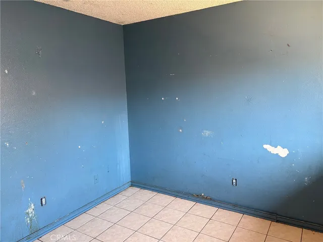 $379,990 | 972 East Lynwood Drive, San Bernardino, CA 92404