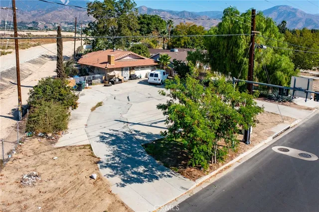 $379,990 | 972 East Lynwood Drive, San Bernardino, CA 92404