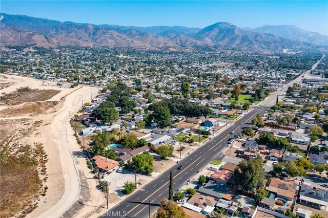 $379,990 | 972 East Lynwood Drive, San Bernardino, CA 92404