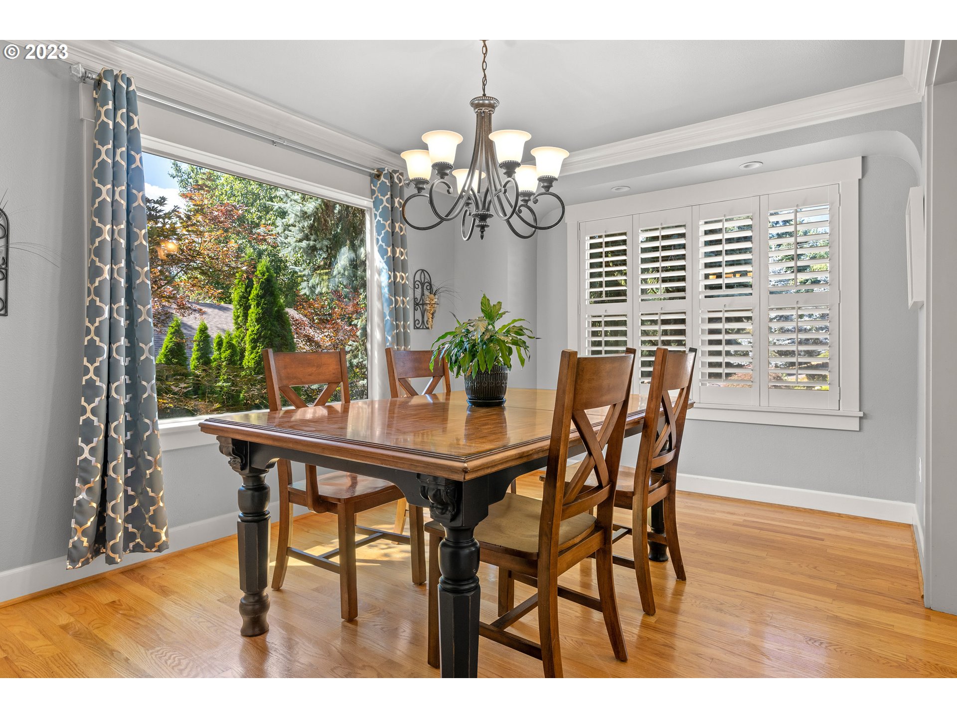 12974 Knaus Road Lake Oswego, OR 97034 - Photo 10 of 46 Dining Room