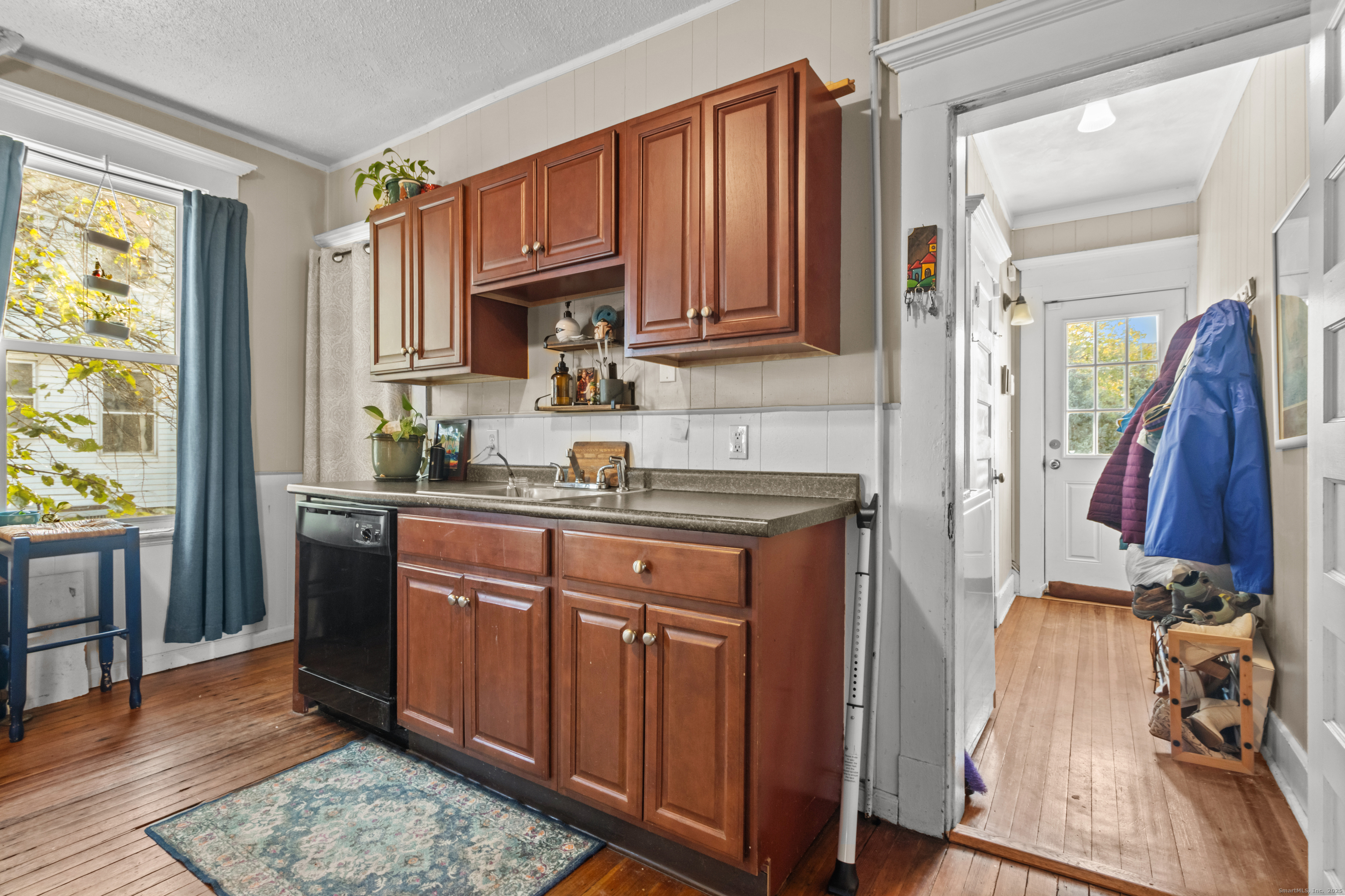 1867 Main Street Stratford, CT 06615 - Photo 13 of 31