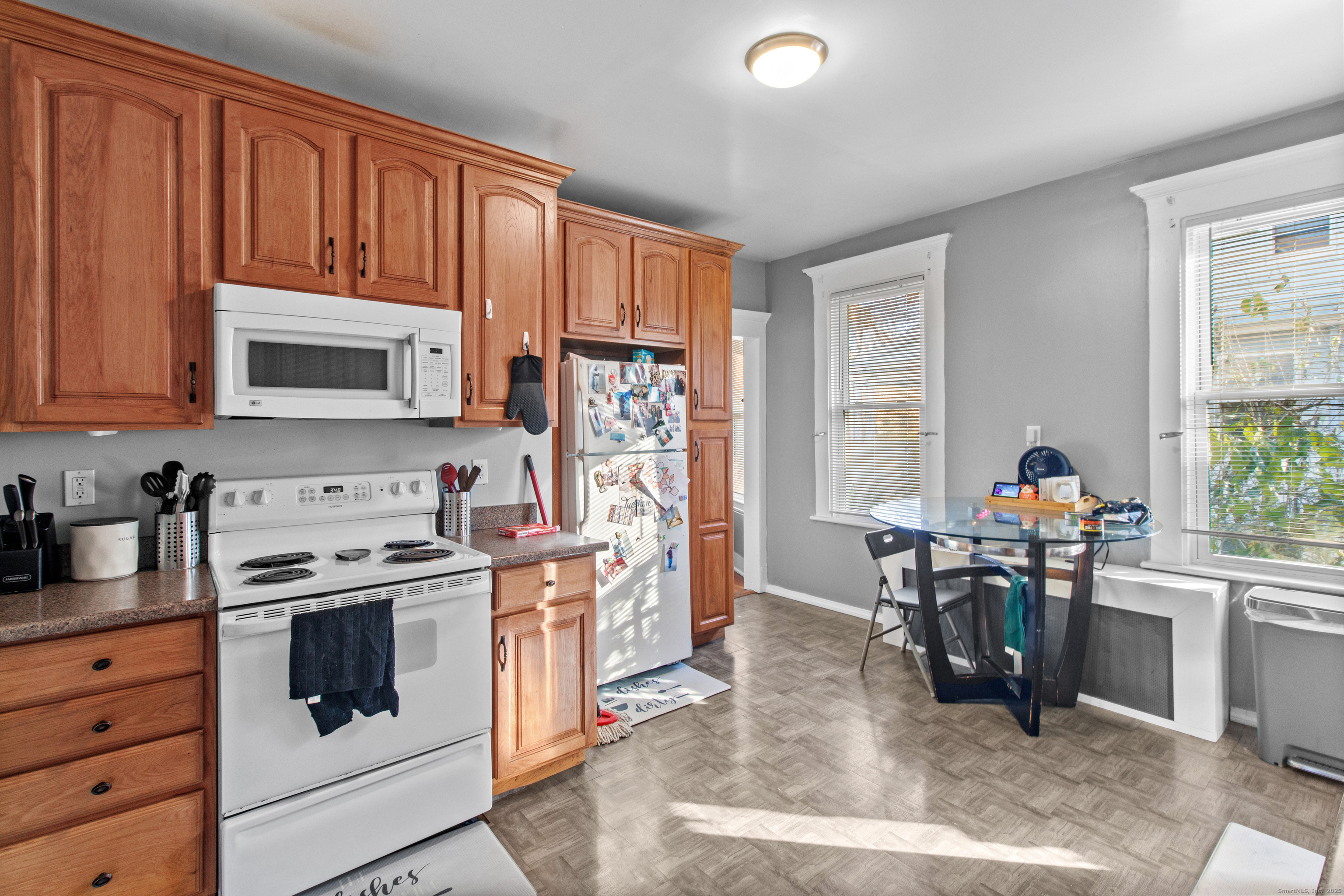 1867 Main Street Stratford, CT 06615 - Photo 23 of 31