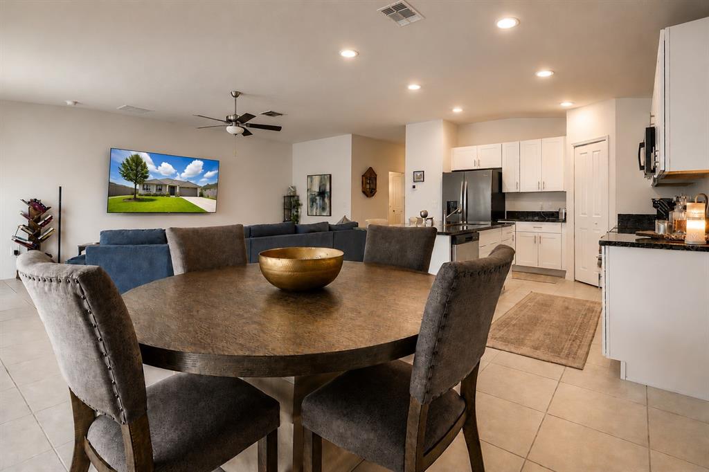 13191 Garnet Raspberry Avenue Wimauma, FL 33598 - Photo 8 of 19