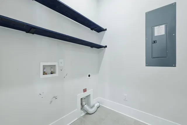 $799,000 | 218 Port Tack Drive, Charleston, SC 29492