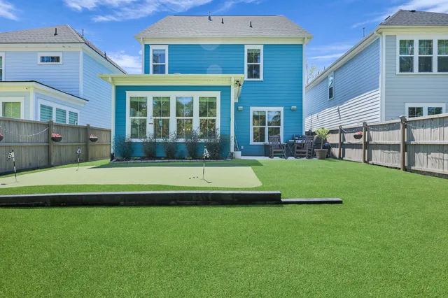 $799,000 | 218 Port Tack Drive, Charleston, SC 29492