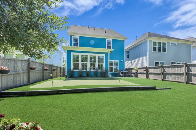 $799,000 | 218 Port Tack Drive, Charleston, SC 29492