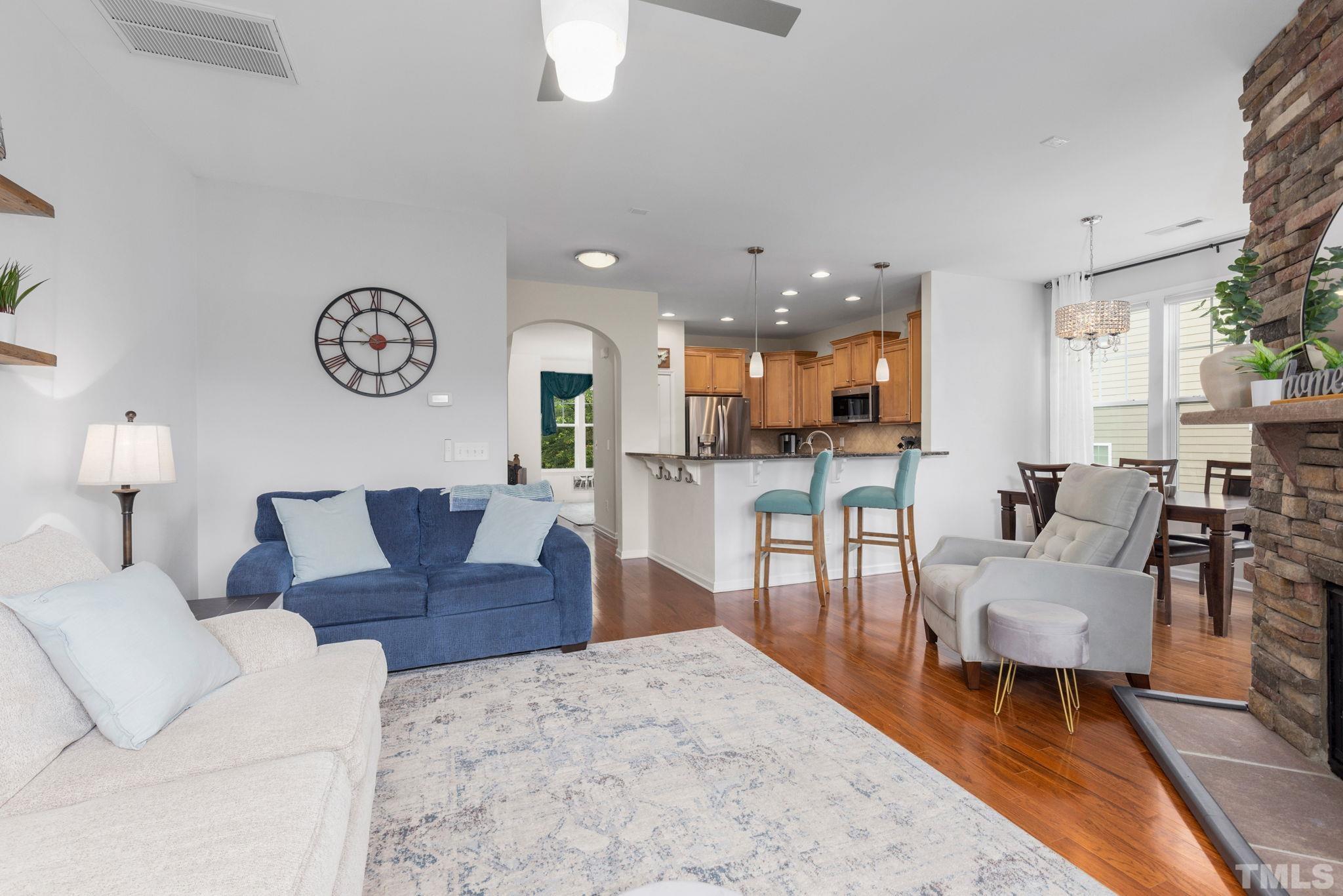 10115 Glen Autumn Road Raleigh, NC 27617 - Photo 6 of 55 Open Layout!
