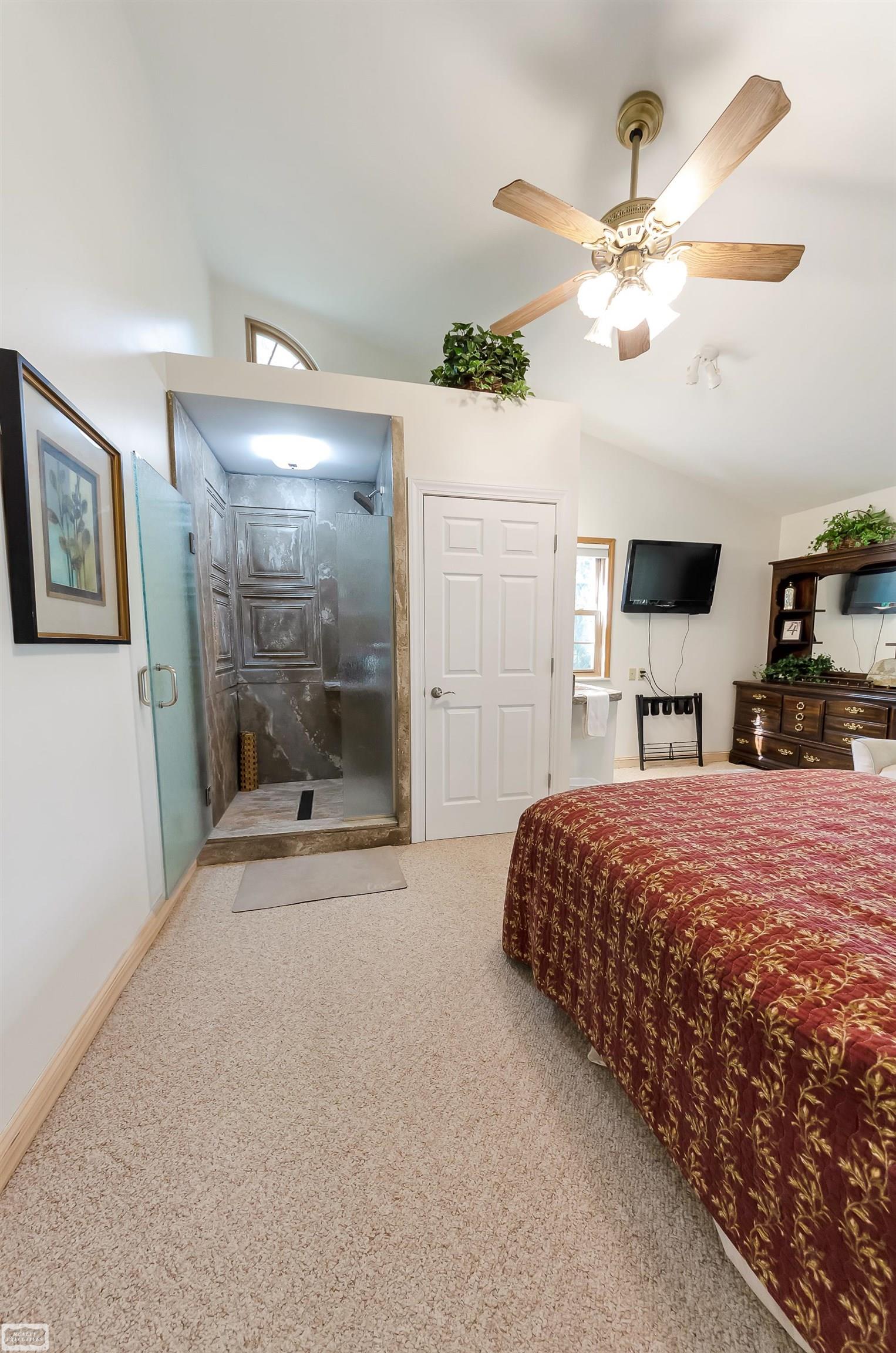 4309 Ridgeway Trail Lake, MI 48632 - Photo 23 of 58 50175376-ec8b611e-9740-4b2a-9a77-f64bda3146e8.JPG