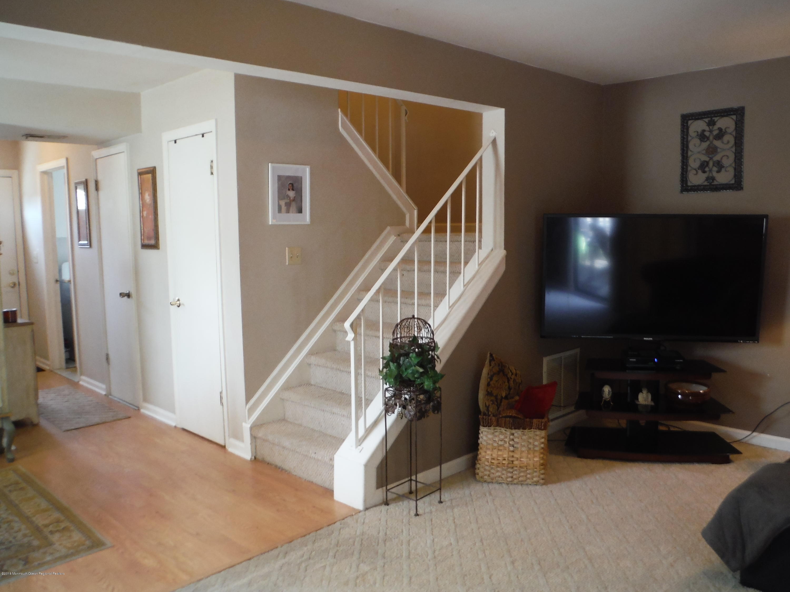 12 Jesse Road Howell, NJ 07731 - Photo 6 of 21 DSCF3055