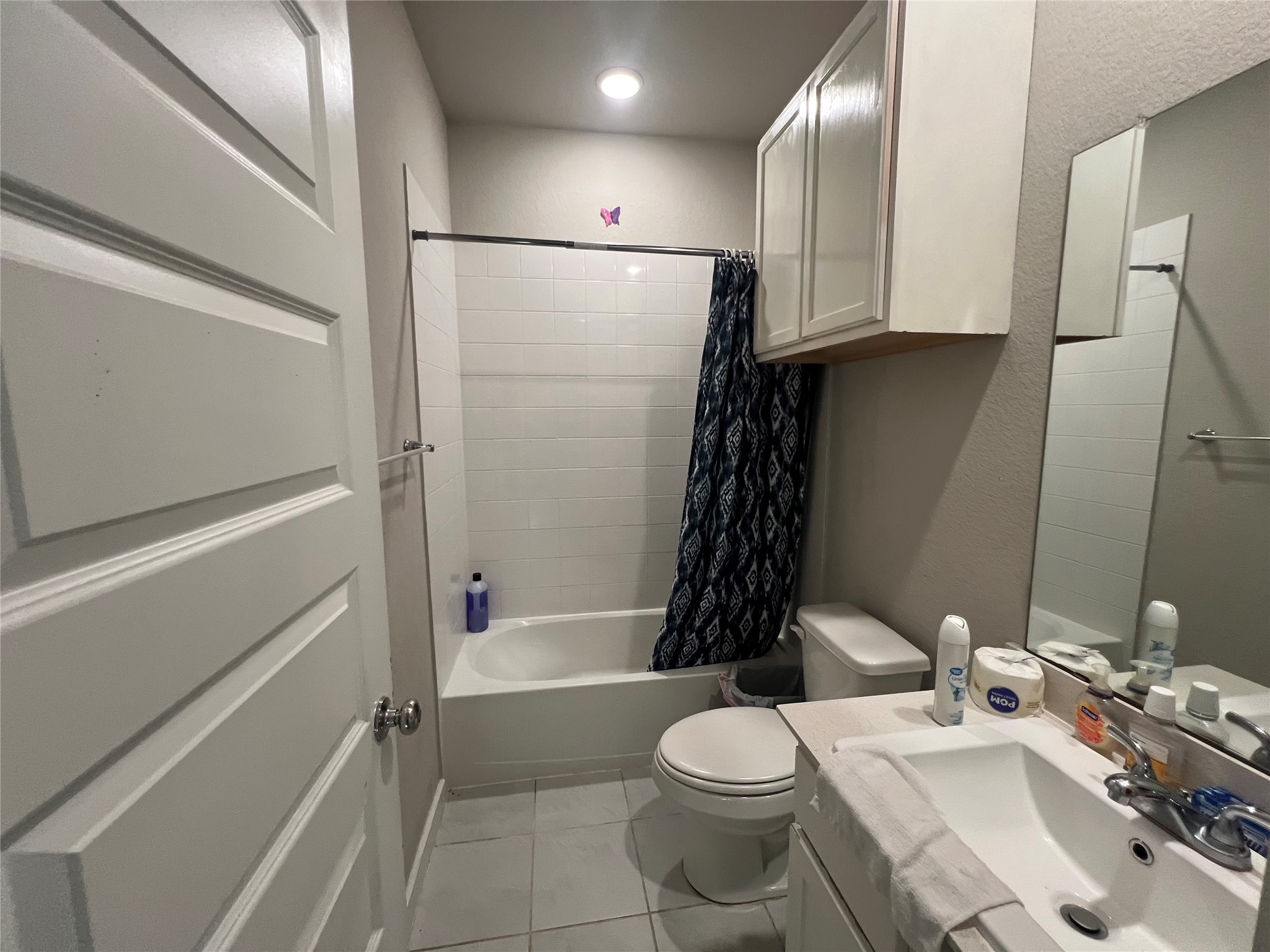 172 Coppers Way Elgin, TX 78621 - Photo 15 of 27 Shared bath